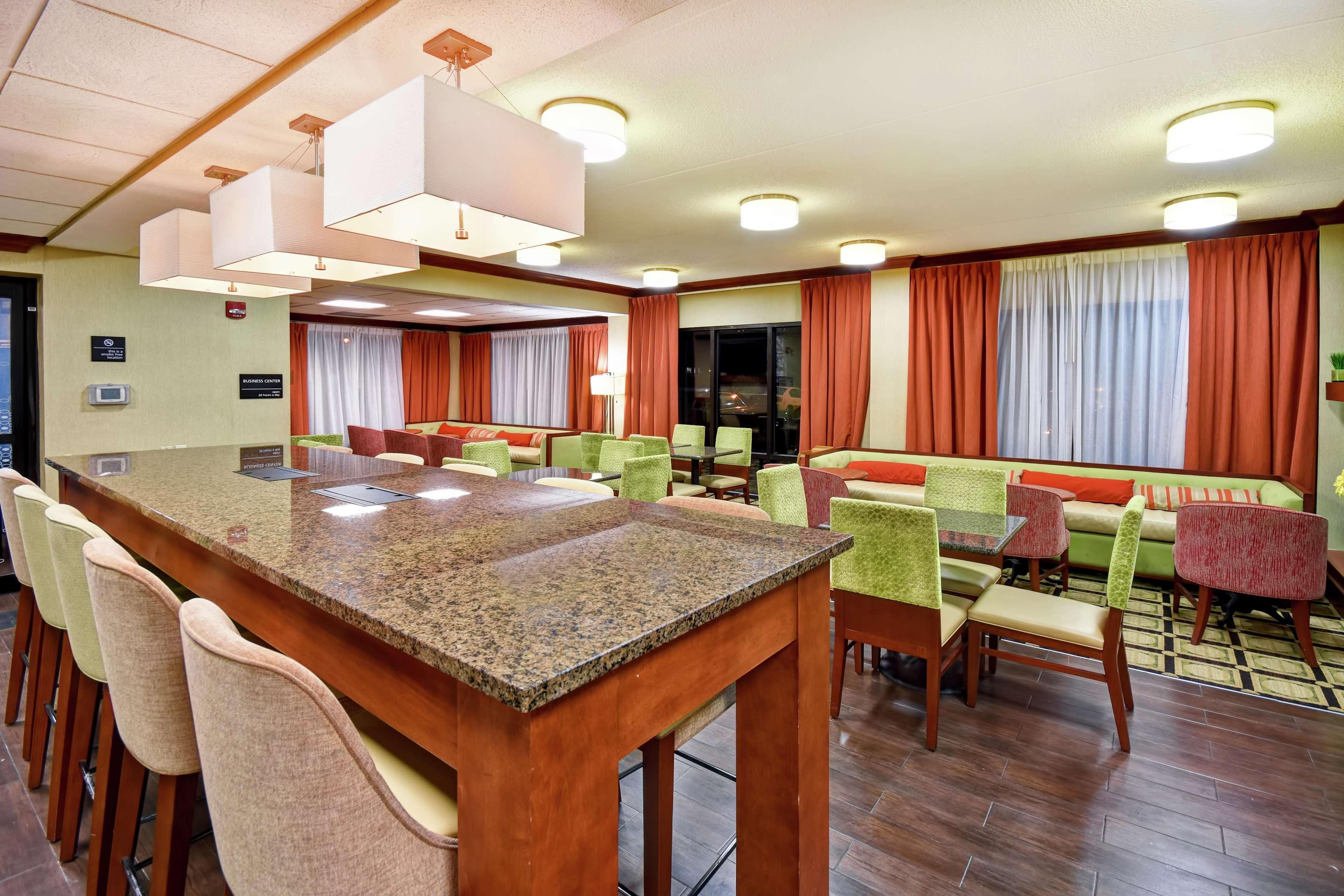Hampton Inn St. Louis - Westport Maryland Heights Eksteriør bilde