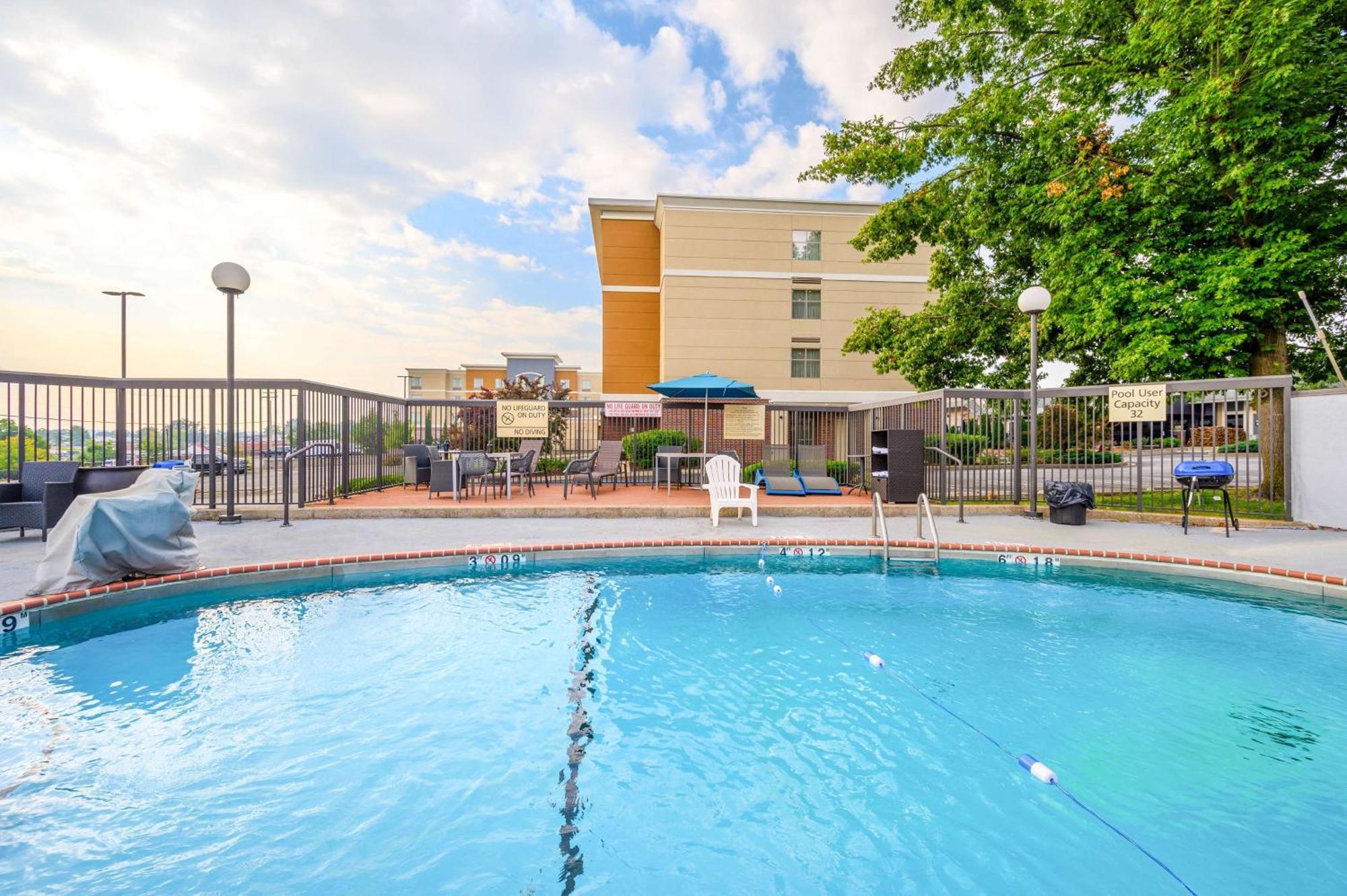 Hampton Inn St. Louis - Westport Maryland Heights Eksteriør bilde