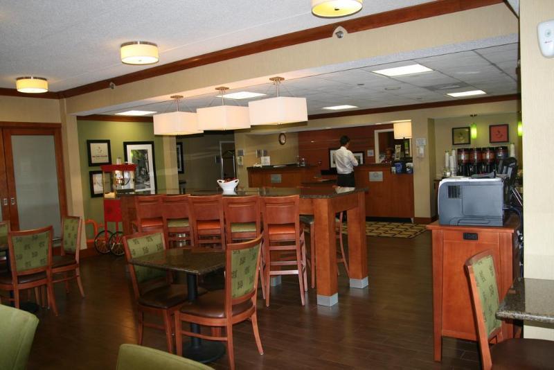 Hampton Inn St. Louis - Westport Maryland Heights Eksteriør bilde